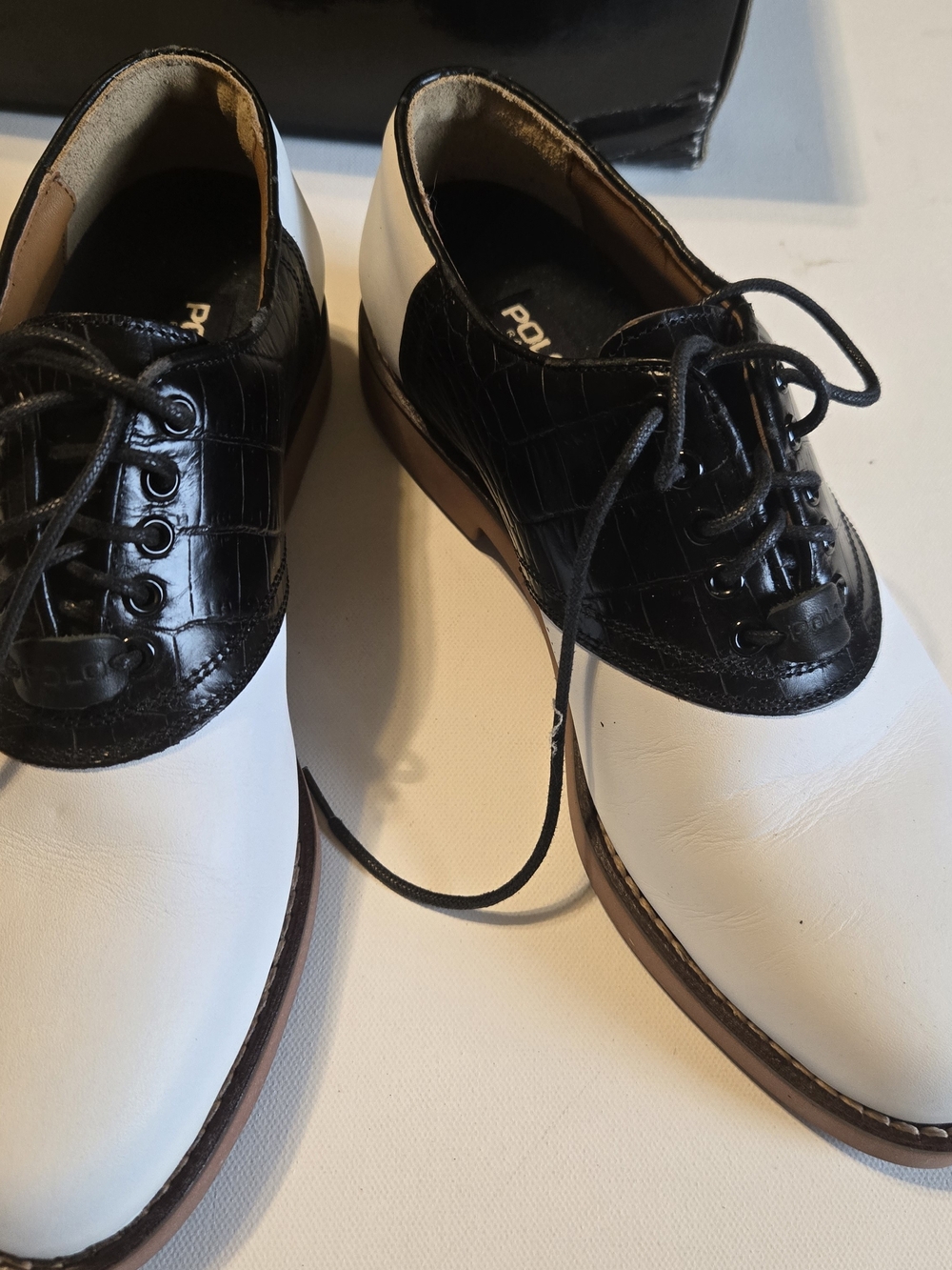Ralph Lauren Black Croc-Embossed and White Two-Tone Leather Golf Shoes 8.5 - Picture 3 of 10